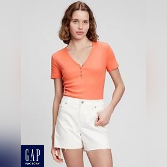 NWT Ribbed Henley T-Shirt - Picture 1 of 4